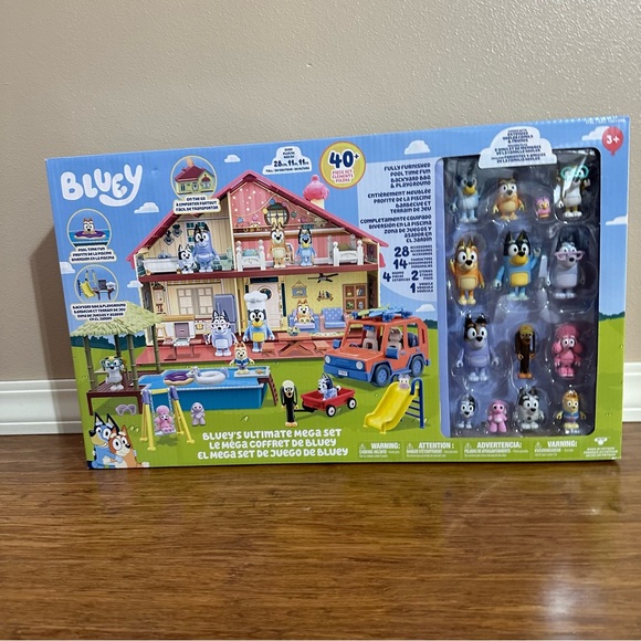 NWT Bluey Ultimate Mega Set - Picture 1 of 2